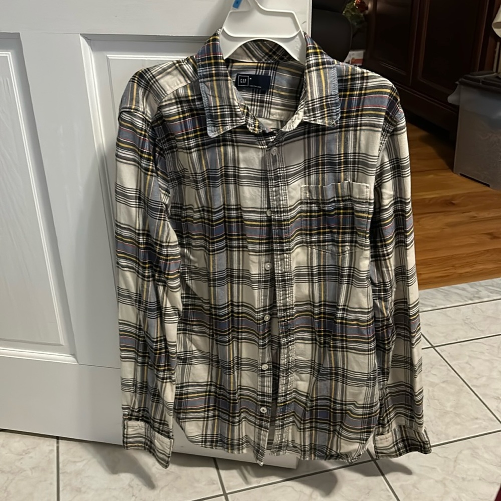 Gap soft, feel button down top